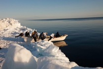 Alaskan-whaling-crew512